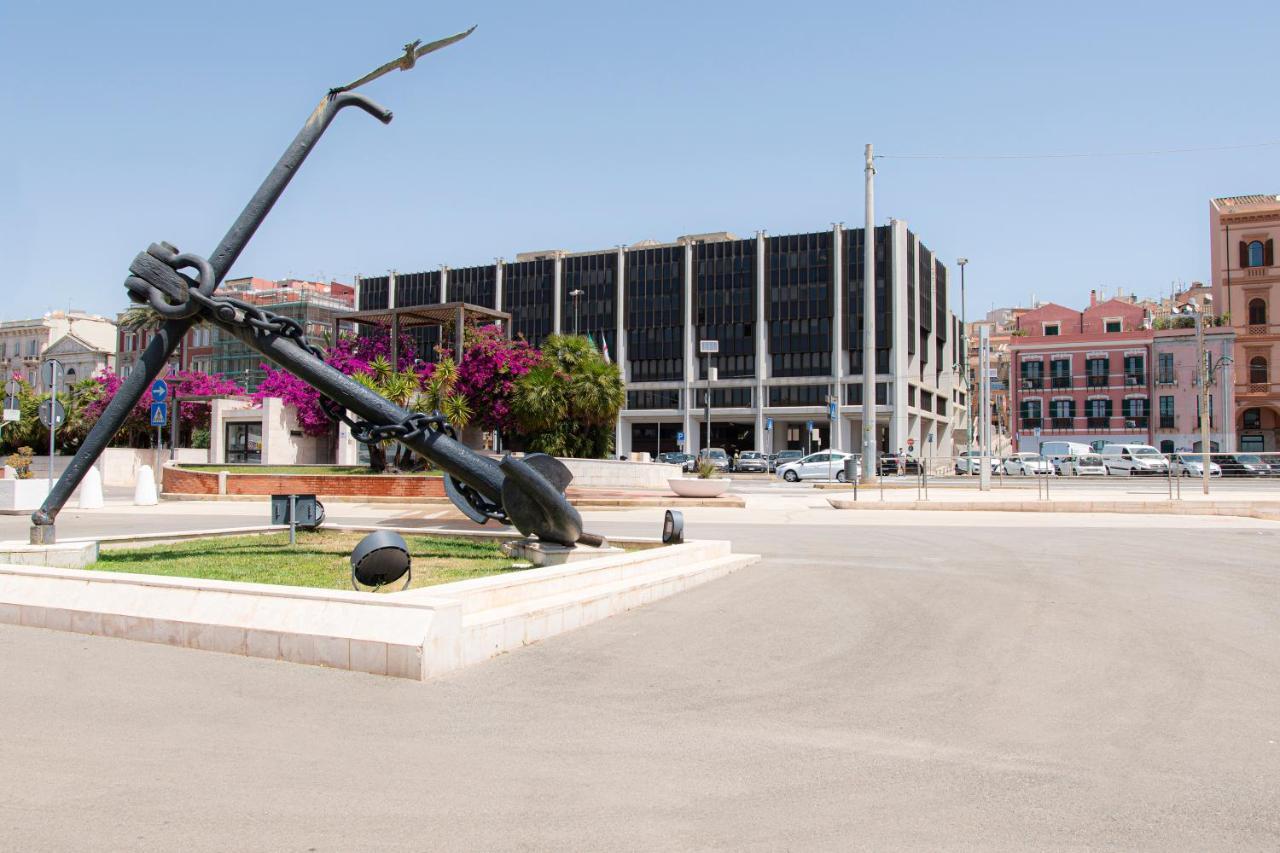 דירות קליארי Right House Sur Le Port - Harbour View מראה חיצוני תמונה