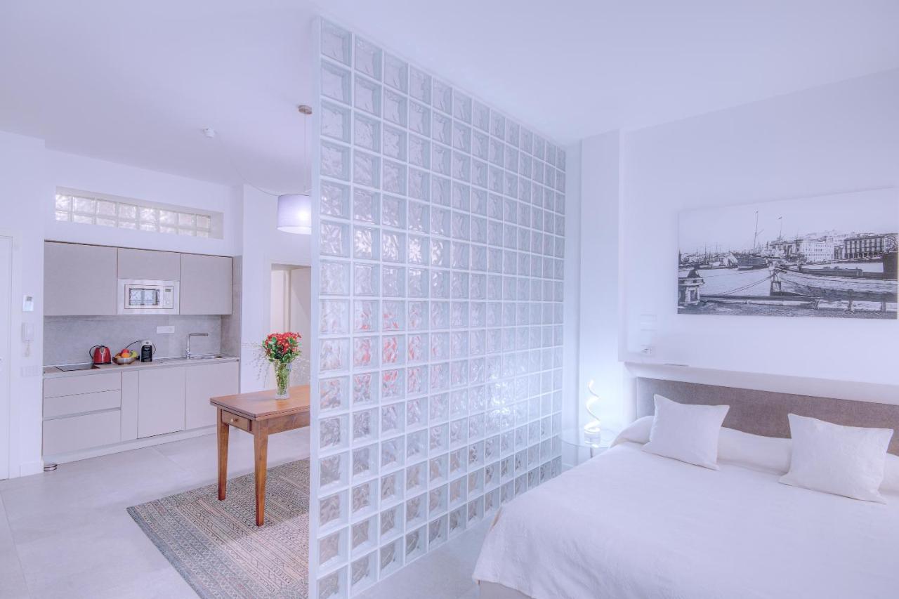 דירות קליארי Right House Sur Le Port - Harbour View מראה חיצוני תמונה